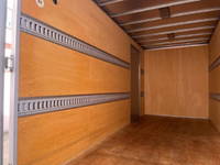 日野デュトロアルミバン小型（2t・3t）[写真12]