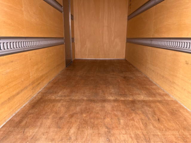 日野デュトロアルミバン小型（2t・3t）[写真15]