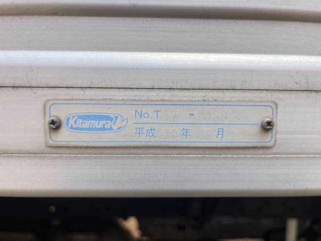 日野デュトロアルミバン小型（2t・3t）[写真17]