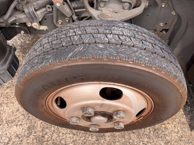 日野デュトロアルミバン小型（2t・3t）[写真19]