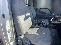 トヨタトヨエース平ボディ小型（2t・3t）[写真18]