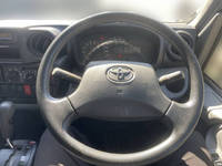 トヨタトヨエース平ボディ小型（2t・3t）[写真20]