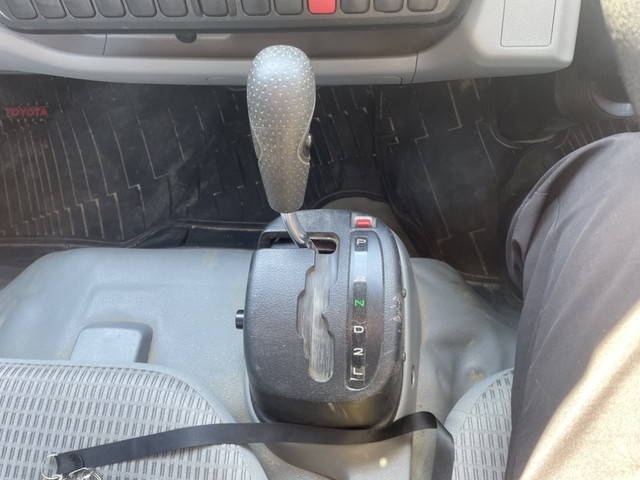 トヨタトヨエース平ボディ小型（2t・3t）[写真22]