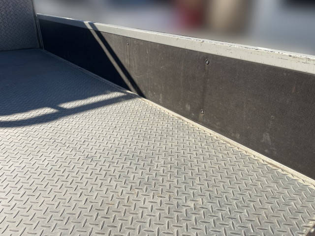 トヨタトヨエース平ボディ小型（2t・3t）[写真08]