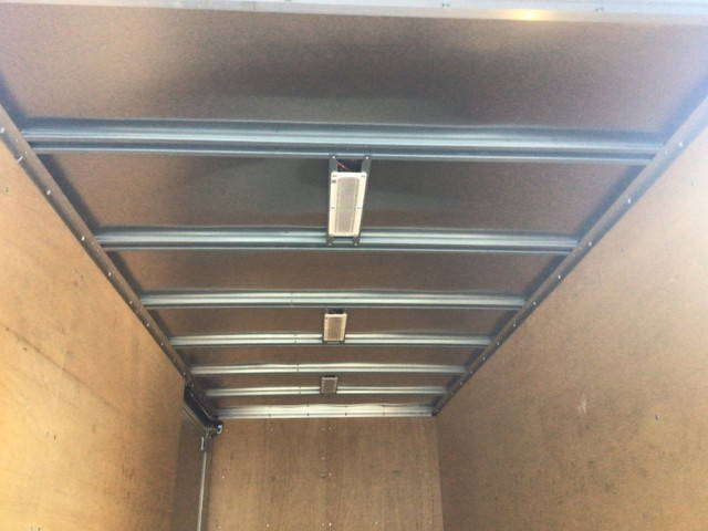 三菱ふそうキャンターアルミバン小型（2t・3t）[写真10]