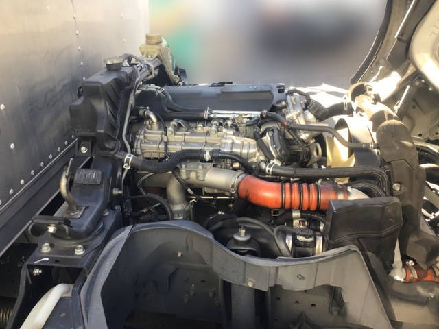 三菱ふそうキャンターアルミバン小型（2t・3t）[写真19]