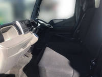 三菱ふそうキャンターアルミバン小型（2t・3t）[写真21]