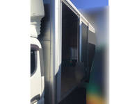 三菱ふそうキャンターアルミバン小型（2t・3t）[写真05]