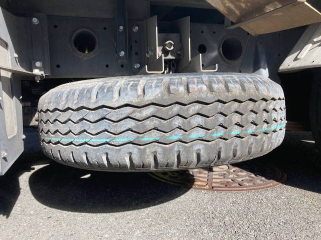 三菱ふそうキャンターダンプ小型（2t・3t）[写真15]