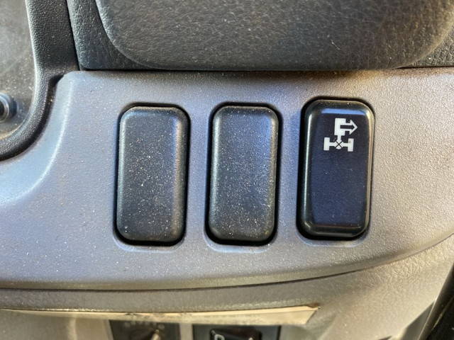 三菱ふそうキャンターダンプ小型（2t・3t）[写真35]