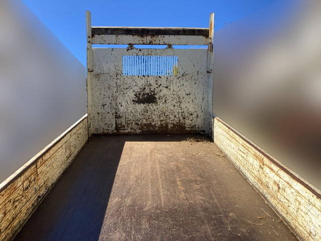 三菱ふそうキャンターダンプ小型（2t・3t）[写真09]