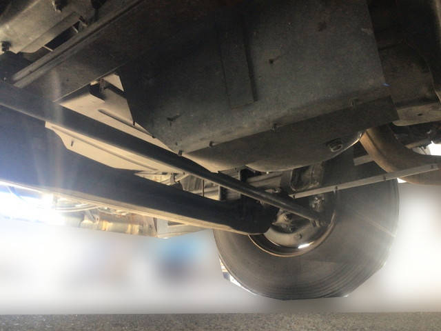 UDトラックスコンドル深ダンプ（土砂禁ダンプ）中型（4t）[写真10]