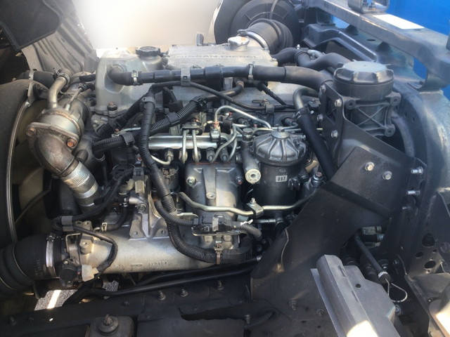 UDトラックスコンドル深ダンプ（土砂禁ダンプ）中型（4t）[写真13]