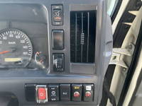 いすゞエルフアルミバン小型（2t・3t）[写真27]