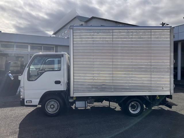 いすゞエルフアルミバン小型（2t・3t）[写真06]