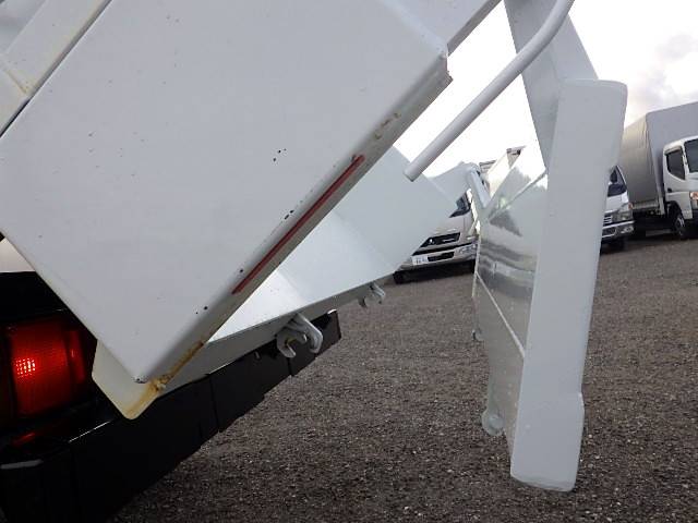 いすゞエルフダンプ小型（2t・3t）[写真11]