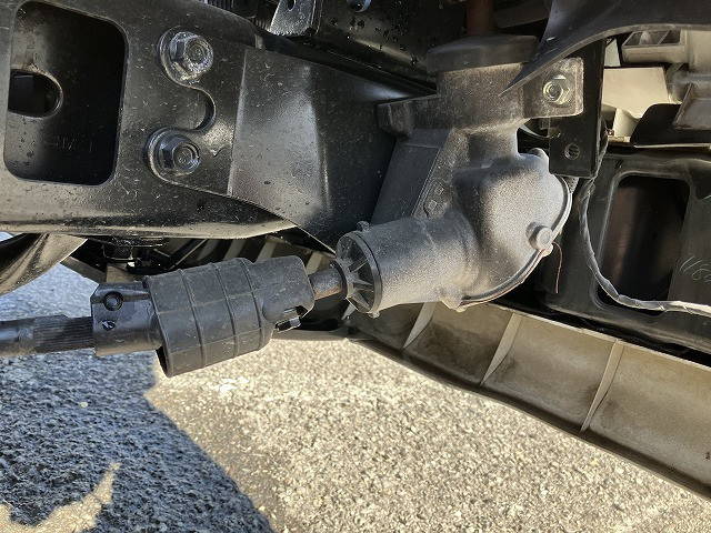 いすゞエルフアルミバン小型（2t・3t）[写真20]