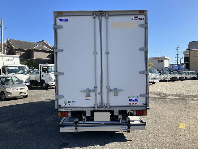 いすゞエルフアルミバン小型（2t・3t）[写真27]