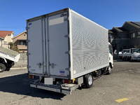 いすゞエルフアルミバン小型（2t・3t）[写真04]