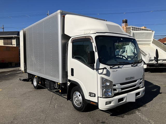 いすゞエルフアルミバン小型（2t・3t）[写真09]