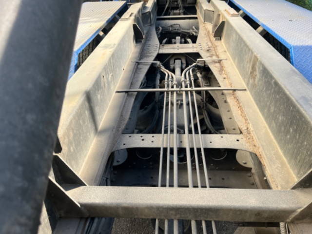 UDトラックスクオンコンテナ専用車大型（10t）[写真15]