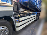 UDトラックスクオンコンテナ専用車大型（10t）[写真18]