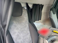 UDトラックスクオンコンテナ専用車大型（10t）[写真27]