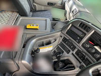 UDトラックスクオンコンテナ専用車大型（10t）[写真29]