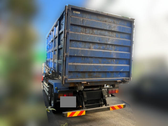 UDトラックスクオンコンテナ専用車大型（10t）[写真04]