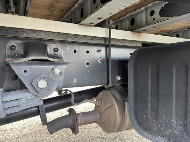 日野デュトロ平ボディ小型（2t・3t）[写真16]