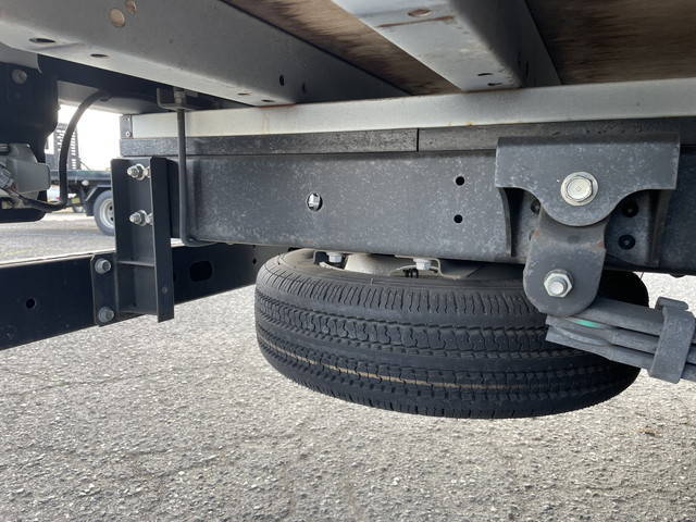 日野デュトロ平ボディ小型（2t・3t）[写真20]