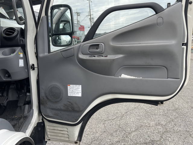 日野デュトロ平ボディ小型（2t・3t）[写真27]