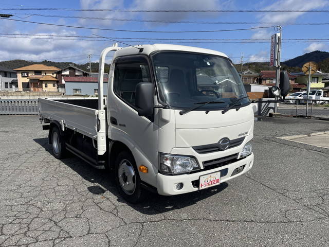 日野デュトロ平ボディ小型（2t・3t）[写真03]