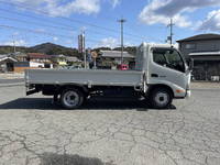 日野デュトロ平ボディ小型（2t・3t）[写真06]