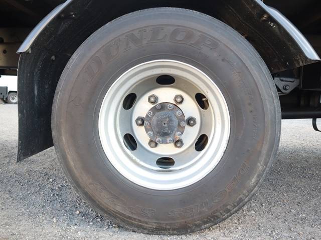 日野レンジャー平ボディ中型（4t）[写真21]