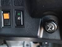 日野レンジャー平ボディ中型（4t）[写真29]