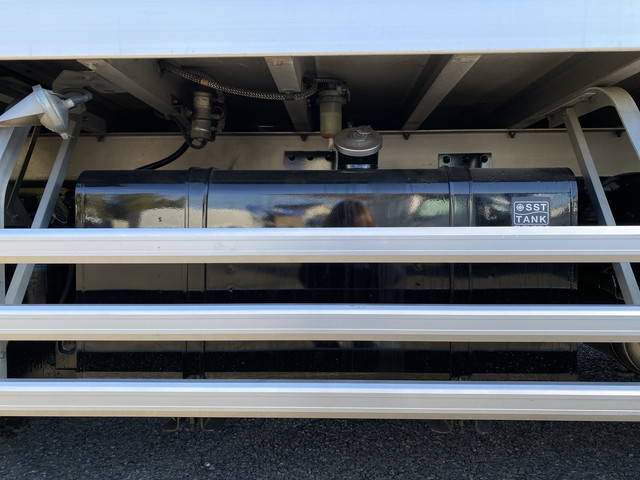 UDトラックスクオン冷凍車（冷蔵車）大型（10t）[写真18]