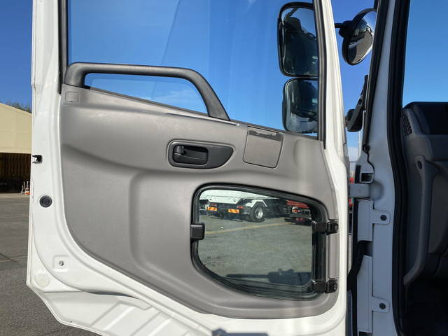 UDトラックスクオン冷凍車（冷蔵車）大型（10t）[写真27]