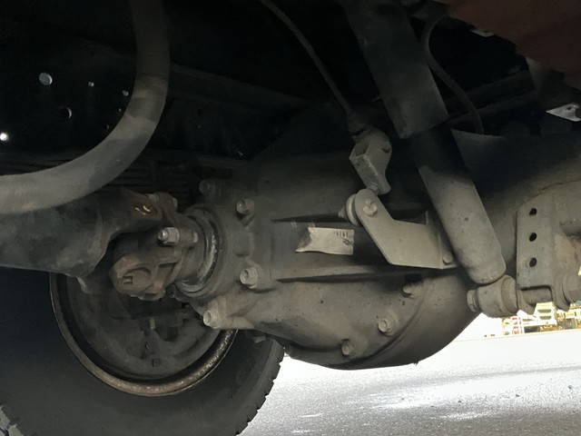 いすゞエルフパッカー車（塵芥車）小型（2t・3t）[写真17]