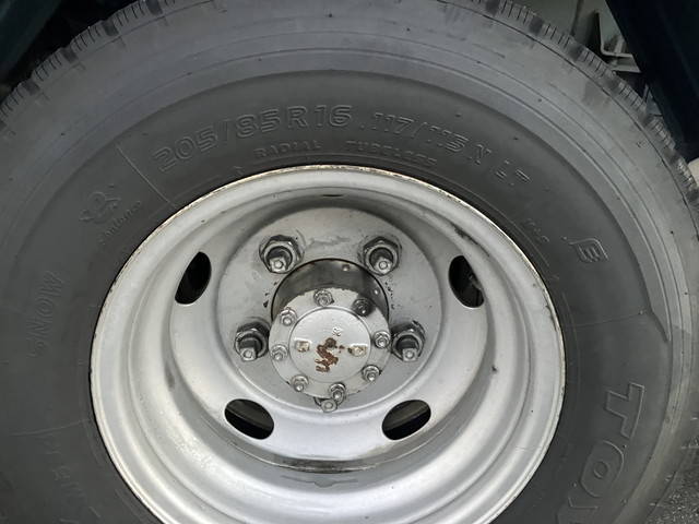 いすゞエルフパッカー車（塵芥車）小型（2t・3t）[写真24]