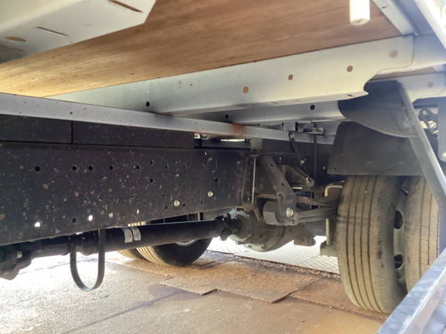 日野デュトロ平ボディ小型（2t・3t）[写真15]