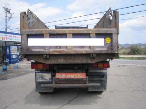 いすゞギガダンプ大型（10t）[写真02]