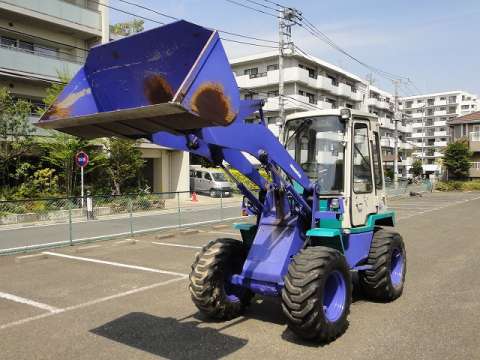 コマツタイヤショベル（ホイルローダー）[写真01]