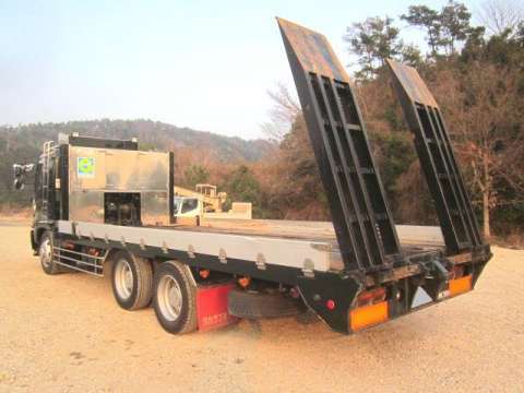 日野レンジャーセルフローダー増トン（6t・8t）[写真02]