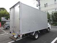 いすゞエルフアルミバン小型（2t・3t）[写真02]