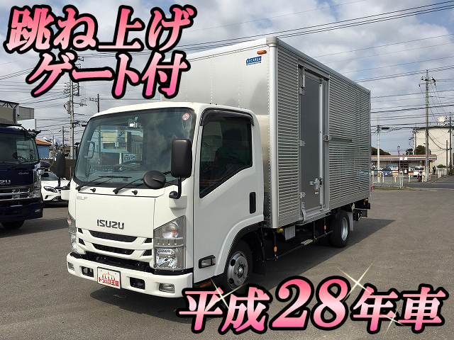 いすゞエルフアルミバン小型（2t・3t）[写真01]