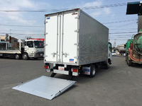 いすゞエルフアルミバン小型（2t・3t）[写真02]