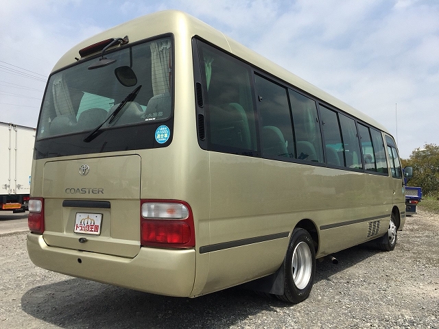 トヨタコースターマイクロバス[写真02]