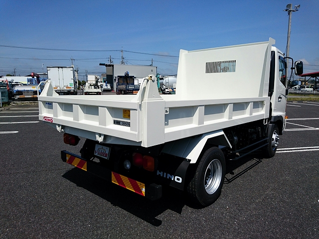 日野レンジャーダンプ中型（4t）[写真02]
