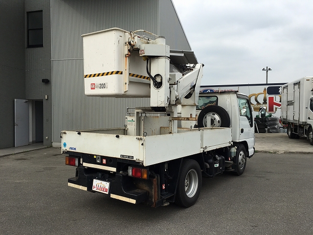 いすゞエルフ高所作業車小型（2t・3t）[写真02]